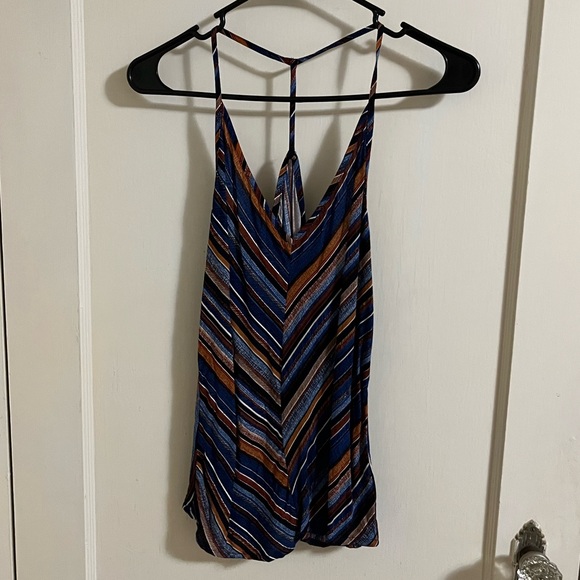 (✨3 for $15) Striped Halter Top - Picture 4 of 6